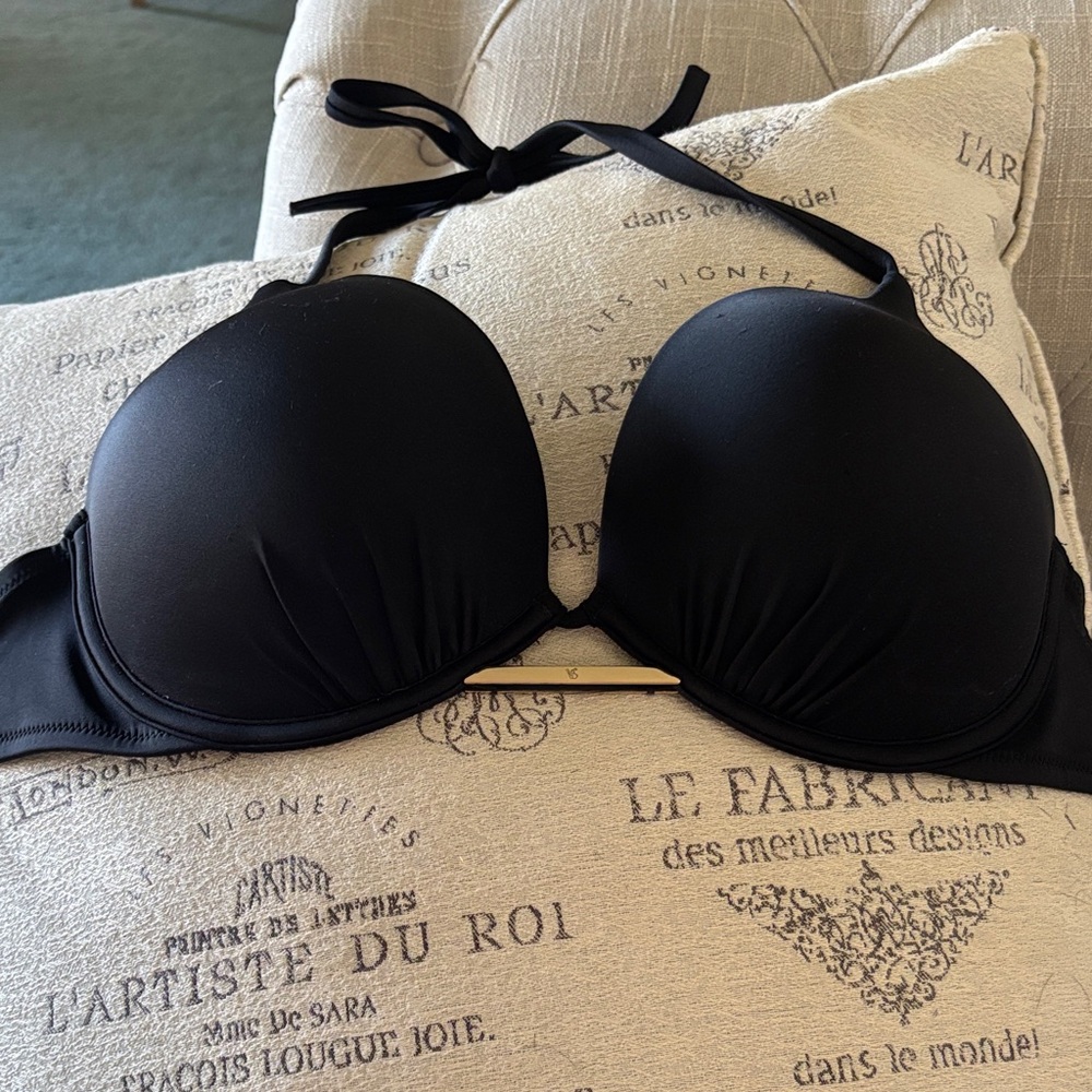 Victoria's Secret Black Push-Up Bra